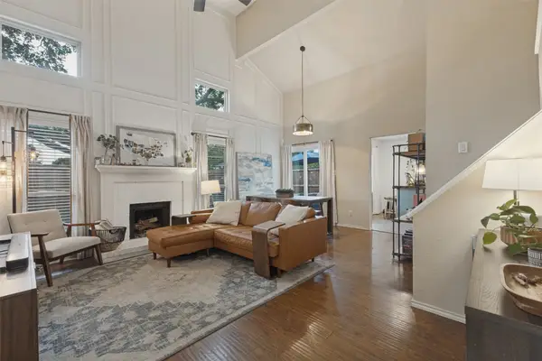 2715 Harbinger Lane, Dallas, TX 75287