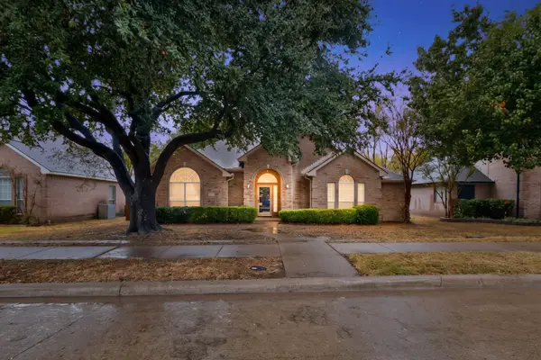 1239 Rivercrest Drive, Mesquite, TX 75181