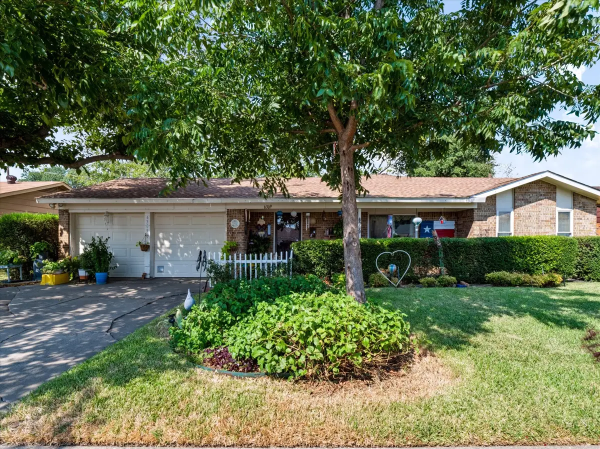 6309 Solona Circle N, Haltom City, TX 76117 - #1