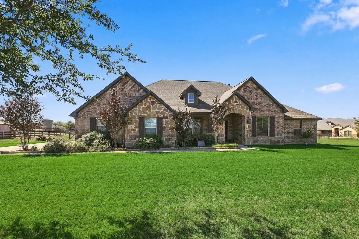209 Highland Hills Boulevard, Decatur, TX 76234 - #1