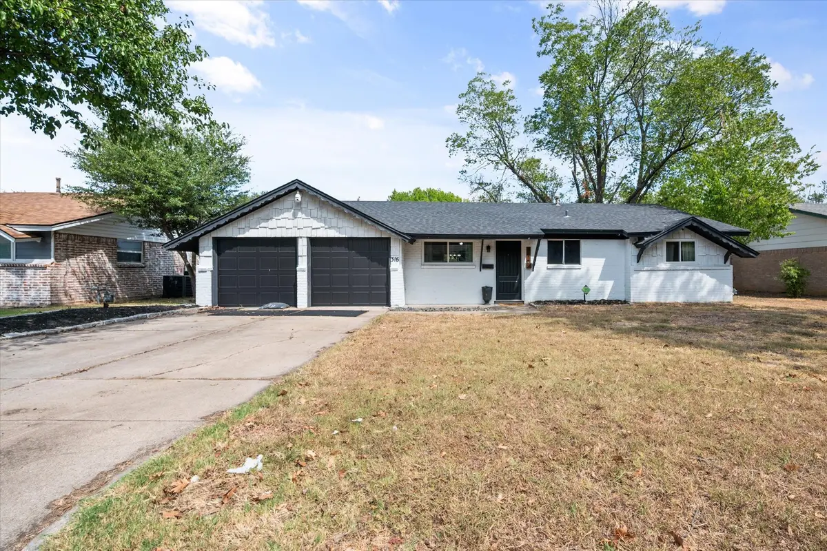 316 Wintercrest Road, Burleson, TX 76028 - #1