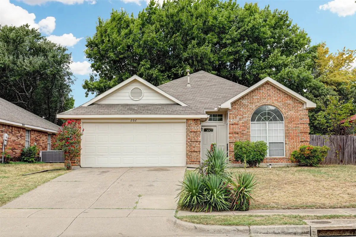 202 Chamblin Drive, Cedar Hill, TX 75104 - #1