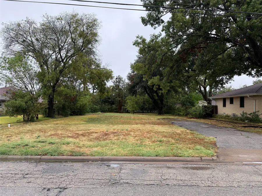1405 N Graves Street, McKinney, TX 75069 - #3