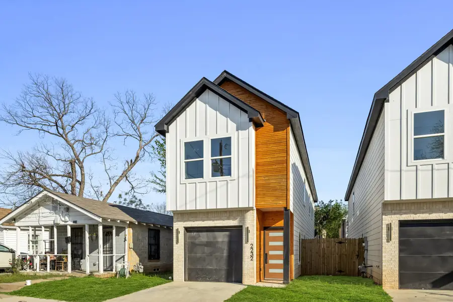 2230 Hooper Street, Dallas, TX 75215 - #3