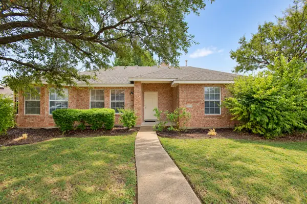 2040 Garden Crest Lane, Dallas, TX 75232