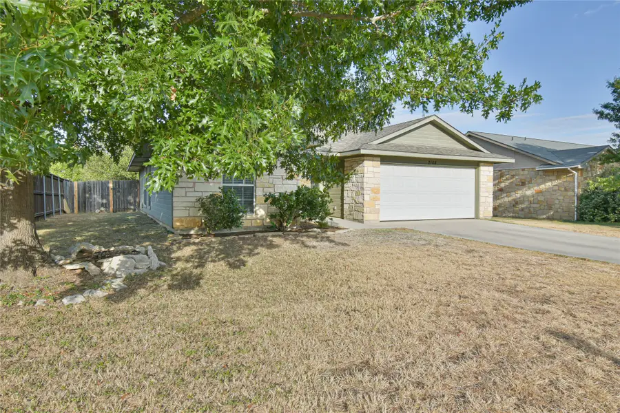 2108 8th Street, Brownwood, TX 76801 - #3