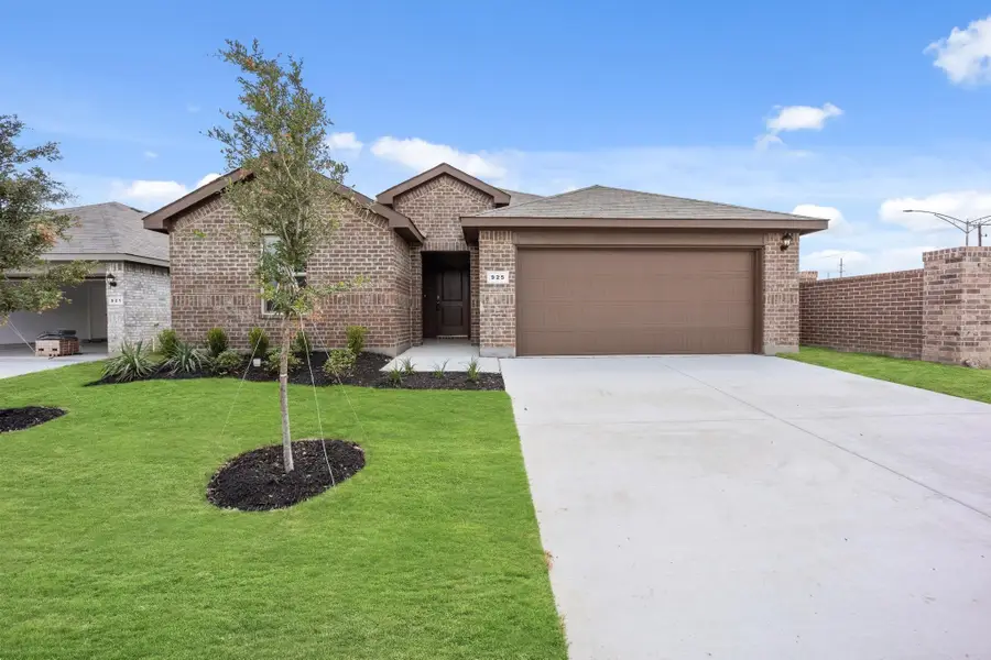 925 Whisper Springs Court, Fort Worth, TX 76120 - #2