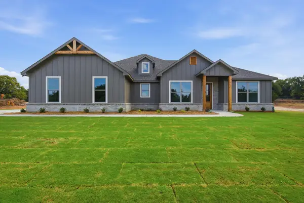 125 Graystone Drive, Weatherford, TX 76087