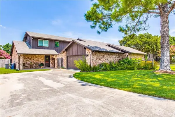 1726-1728 Stonegate Drive, Denton, TX 76205
