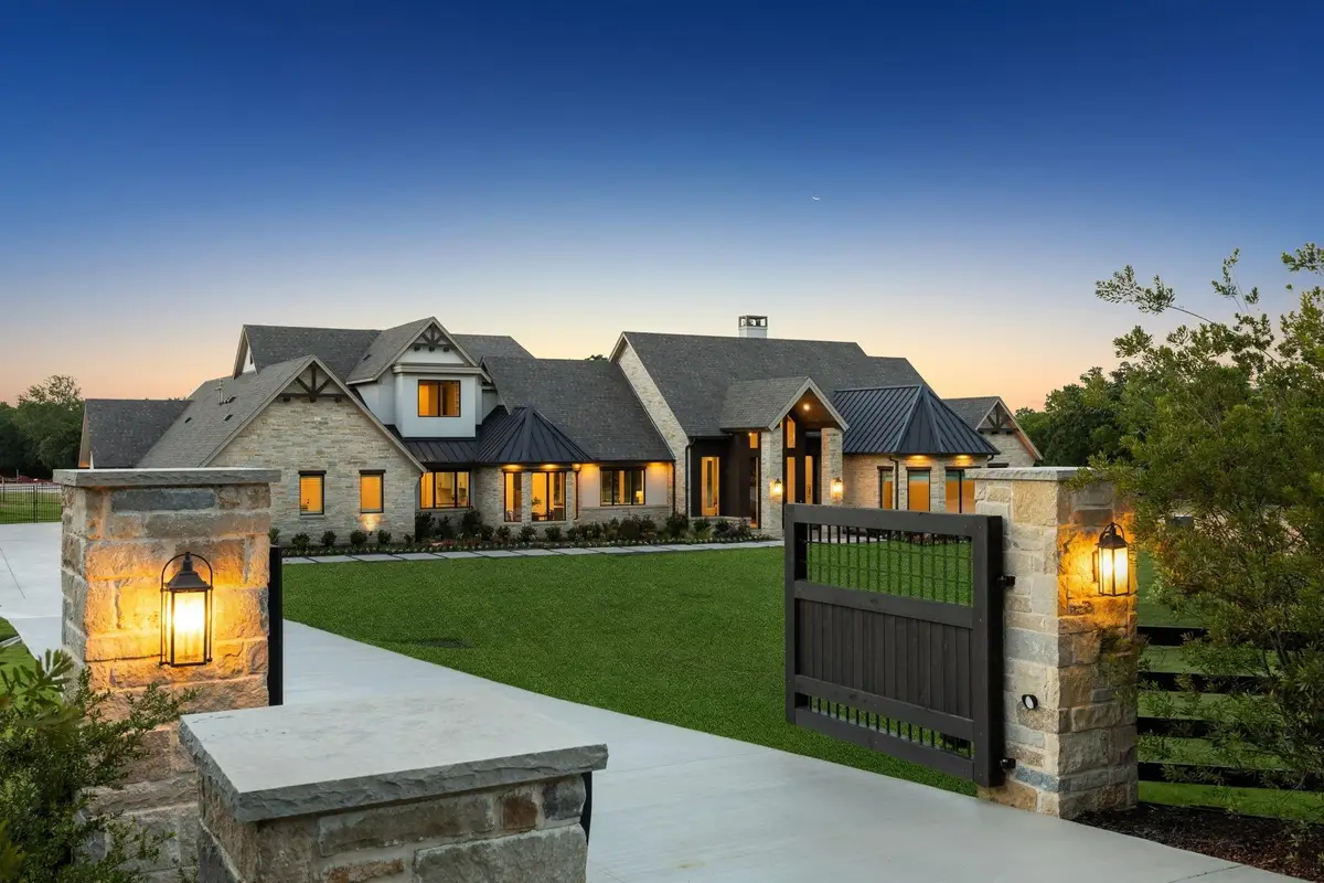 500 1&2 E Bob Jones Road, Southlake, TX 76092 - #1