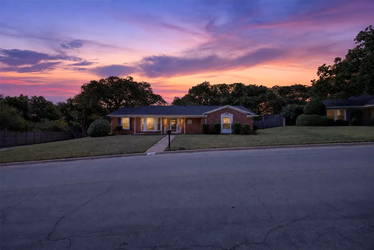 6109 Price Drive, North Richland Hills, TX 76180 - #1