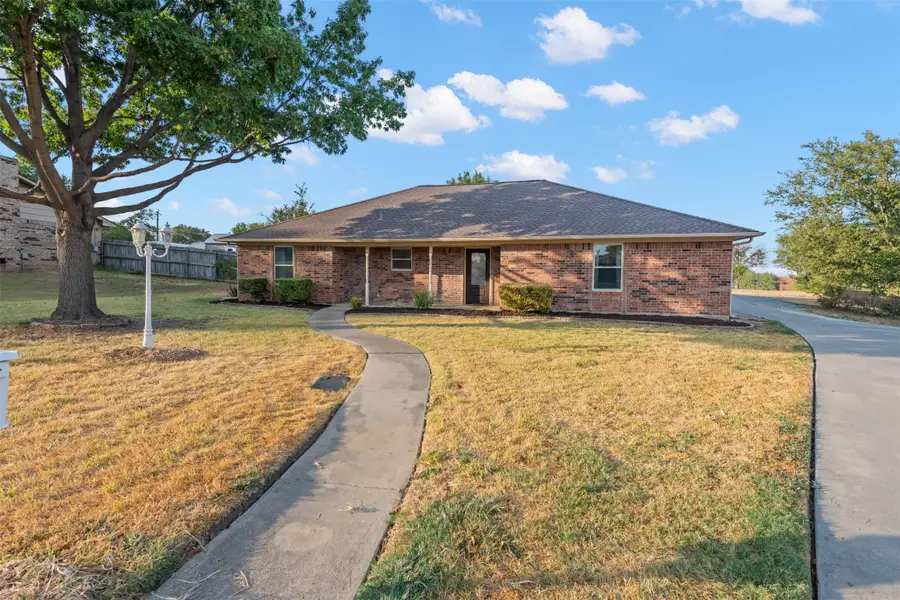 911 Clearview Street, Krum, TX 76249 - #2