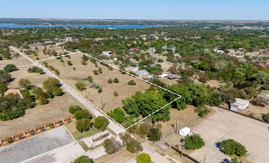 106 Winfield Drive, Hudson Oaks, TX 76087 - #2