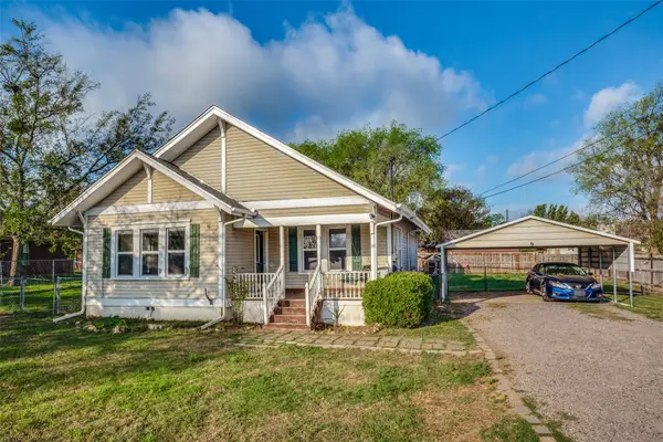 537 N 1st Street, Krum, TX 76249