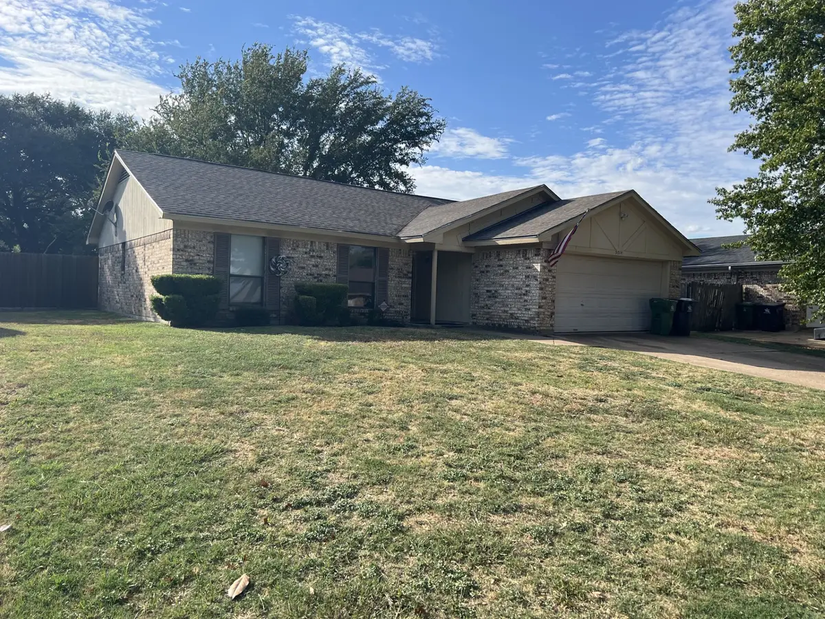 5014 Osage Drive, Arlington, TX 76018 - #1