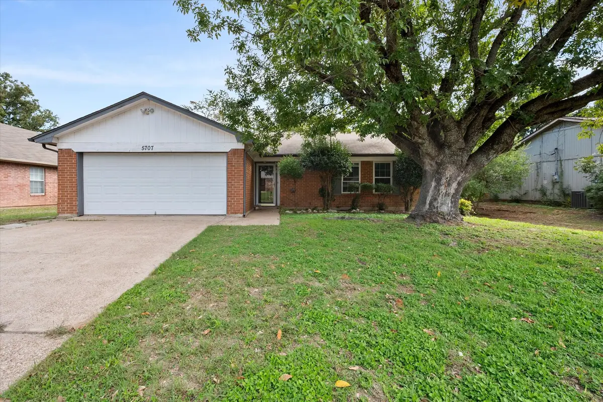 5707 Elm Branch Drive, Arlington, TX 76017 - #1