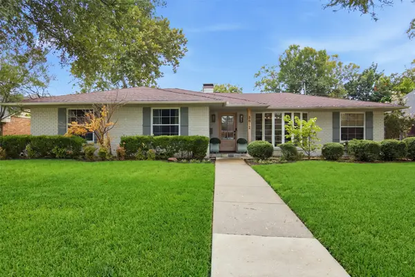 3612 Regent Drive, Dallas, TX 75229