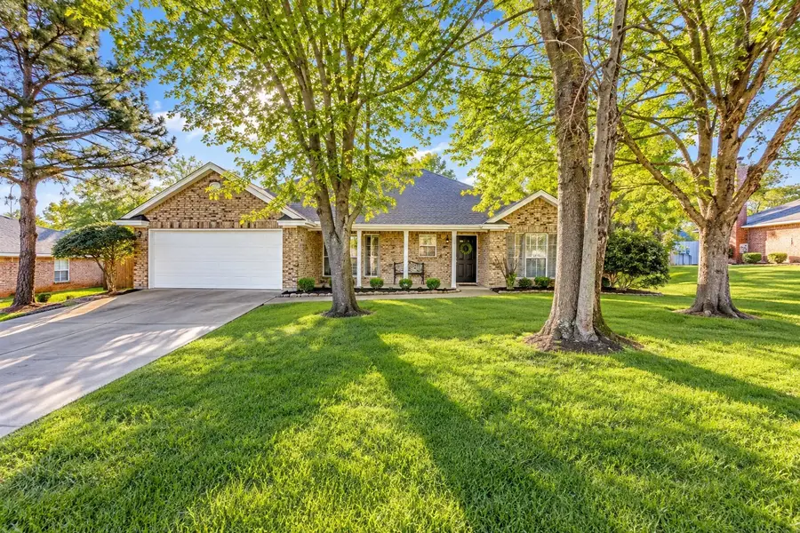 615 Rosewood Place, Joshua, TX 76058 - #2
