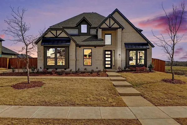 281 Hanging Garden Drive, Prosper, TX 75078