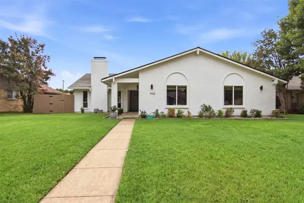 1902 Baylor Drive, Richardson, TX 75081
