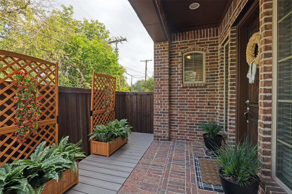 8686 Thorbrush Place, Dallas, TX 75238 - #1
