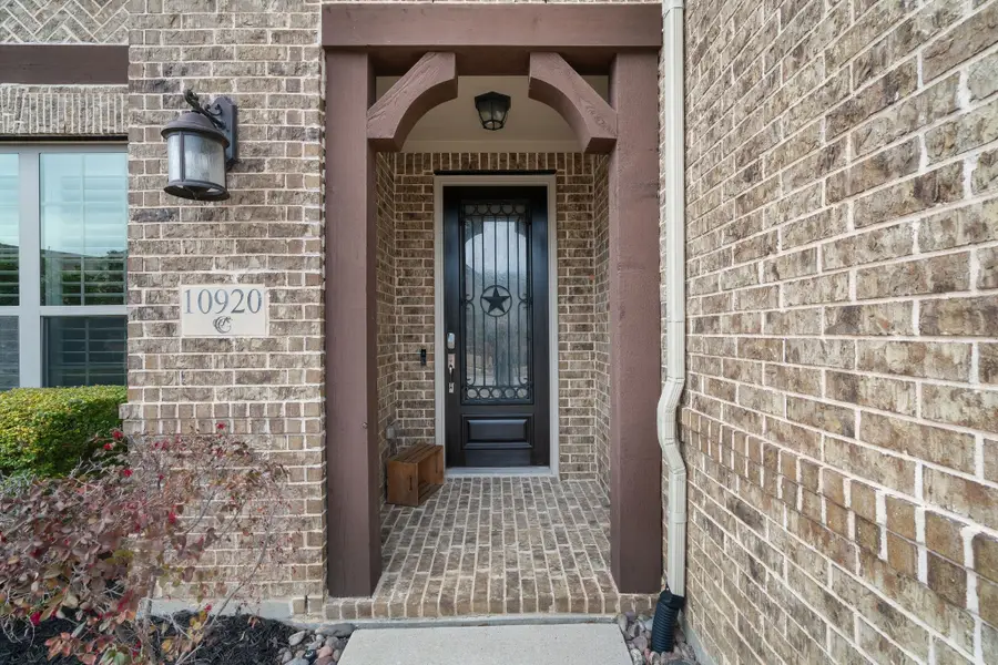10920 Autumn Leaf Court, Justin Roanoke, TX 76226 - #3