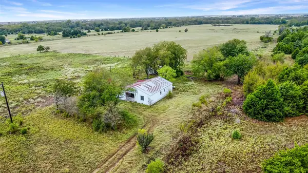 427 County Road 2719, Mabank, TX 75147