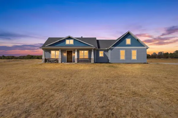 3971 Rs County Road 1605, Lone Oak, TX 75453