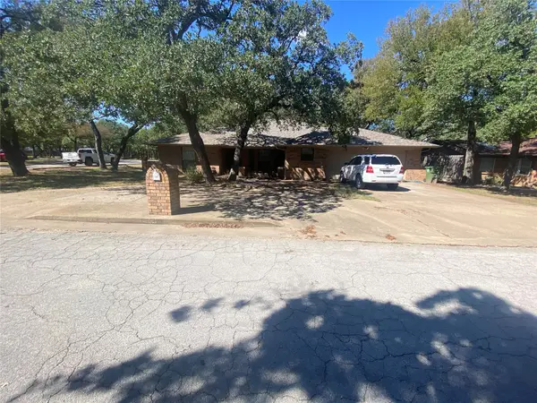 501 Mesquite Street, Mineral Wells, TX 76067