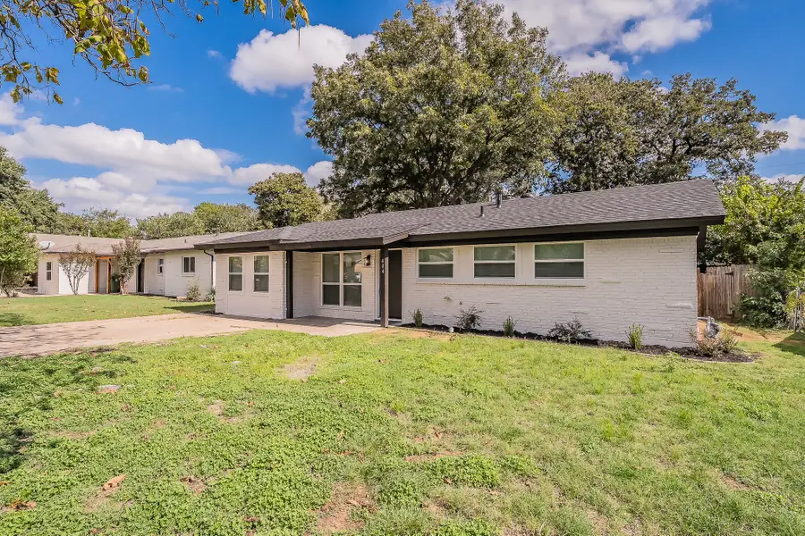 404 Simmons Drive, Hurst, TX 76053 - #2