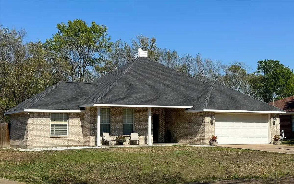 503 E Kaufman Street, Mabank, TX 75147 - #1