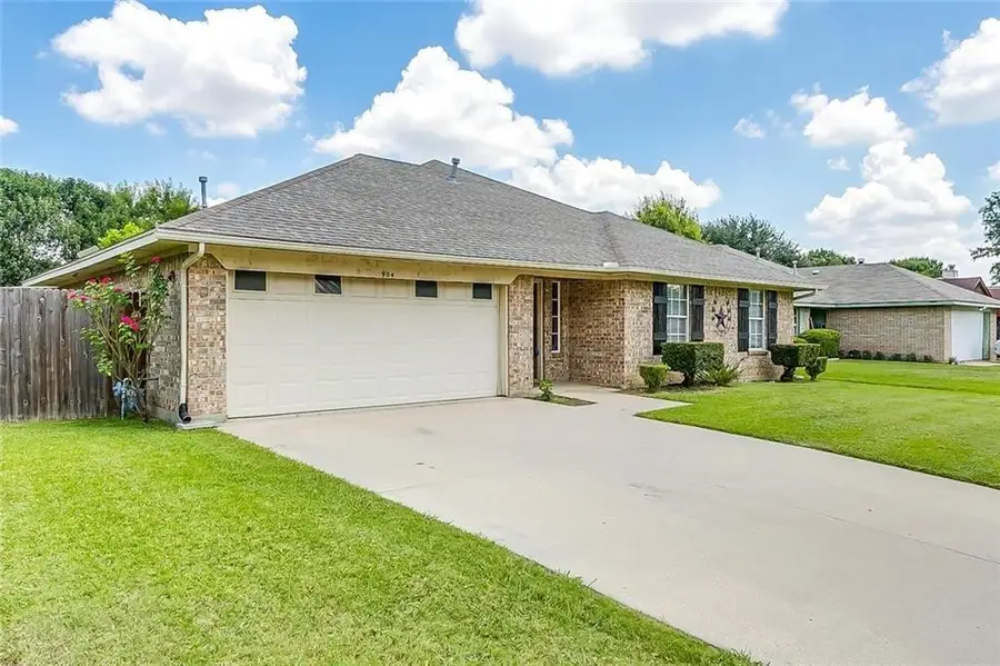 904 Vicksburg Lane, Burleson, TX 76028 - #2