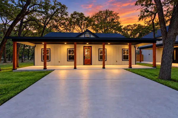 203 Seagrove Lane, Quinlan, TX 75474