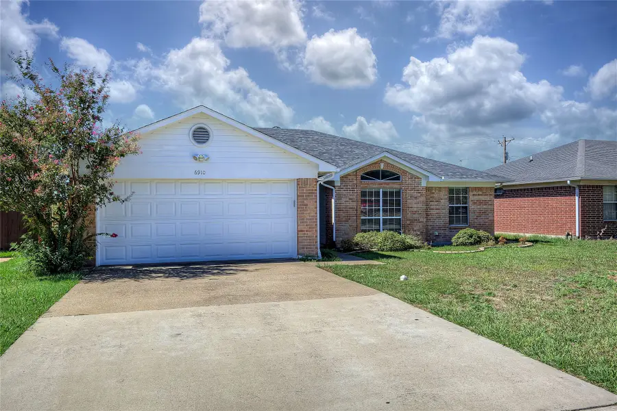 6910 Sayle Street, Greenville, TX 75402 - #2