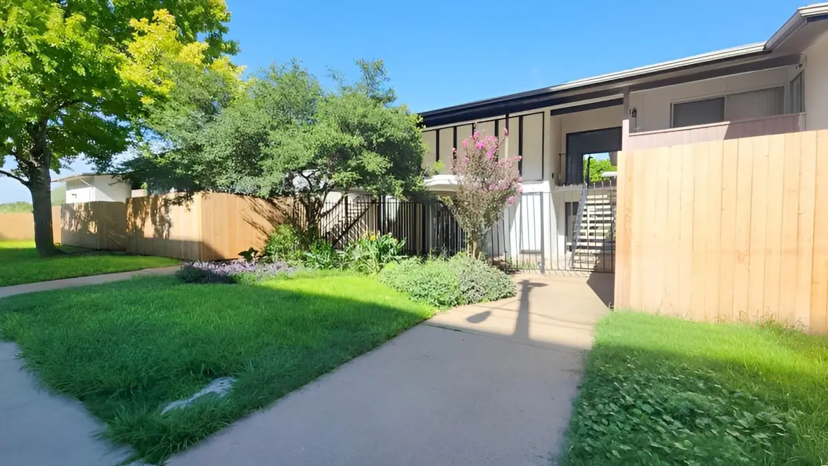 2627 Douglas Avenue #121, Dallas, TX 75219 - #1