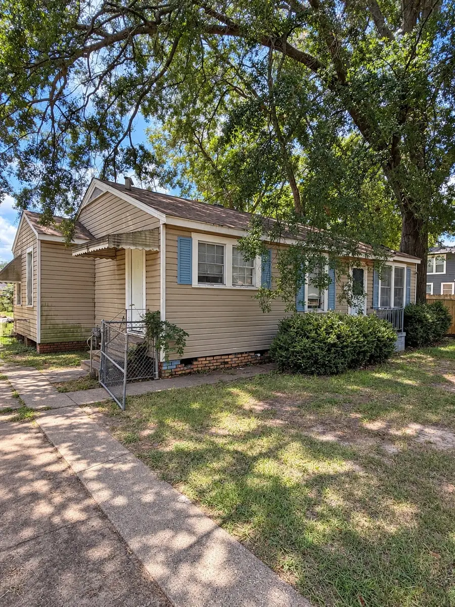 2651 Vivian Street, Shreveport, LA 71108 - #2