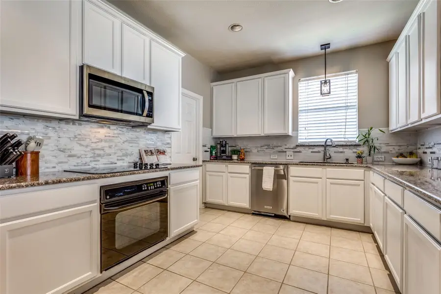 6504 Autumn Trail, The Colony, TX 75056 - #3