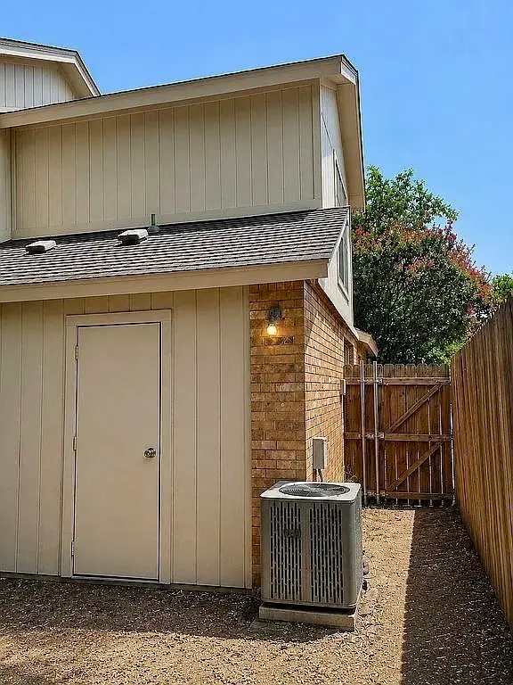 2322 Summer Place Drive, Arlington, TX 76014 - #3