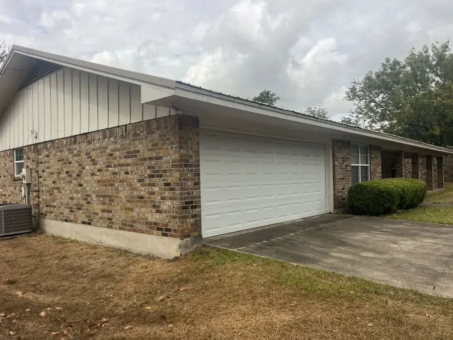 1402 Walnut, Clarksville, TX 75426 - #2