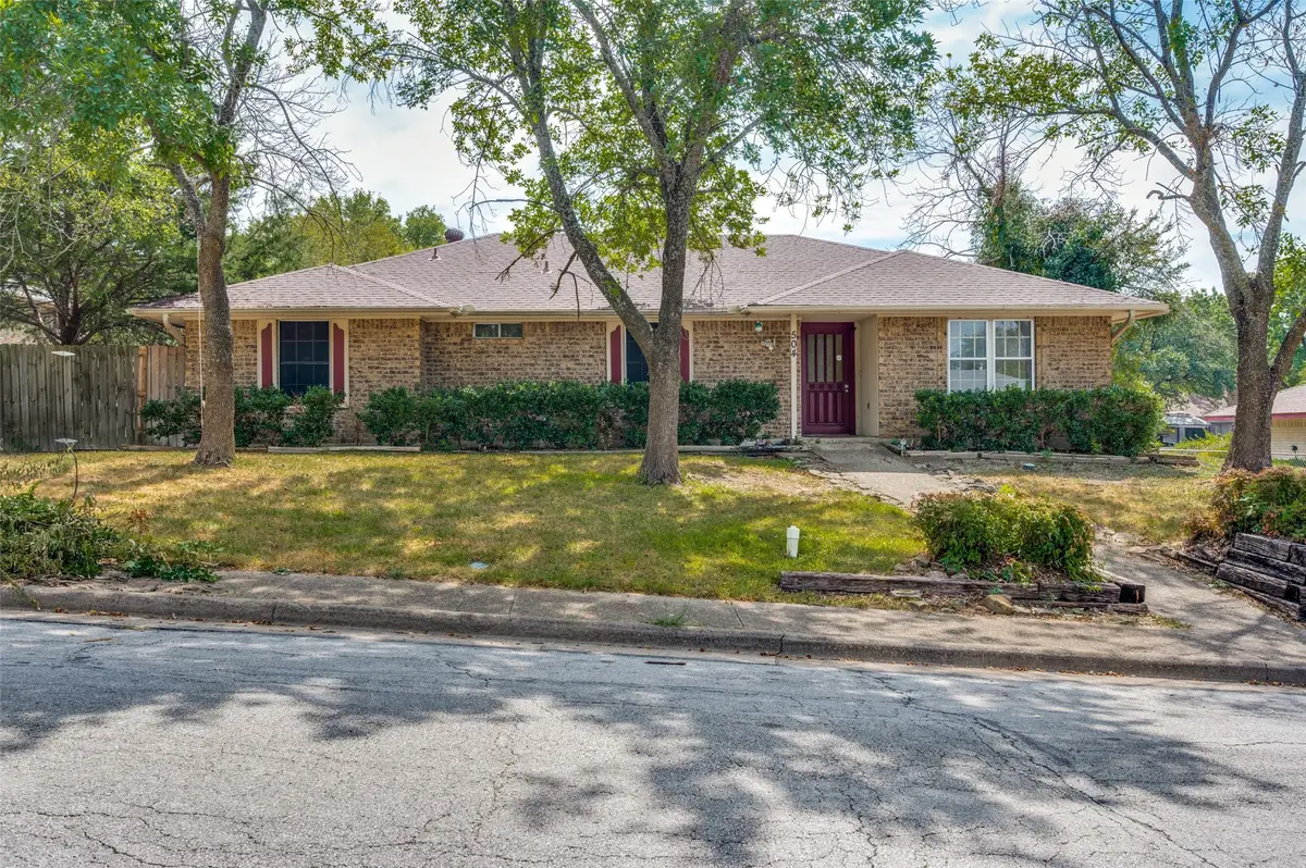 504 Pheasant Lane, Desoto, TX 75115 - #1