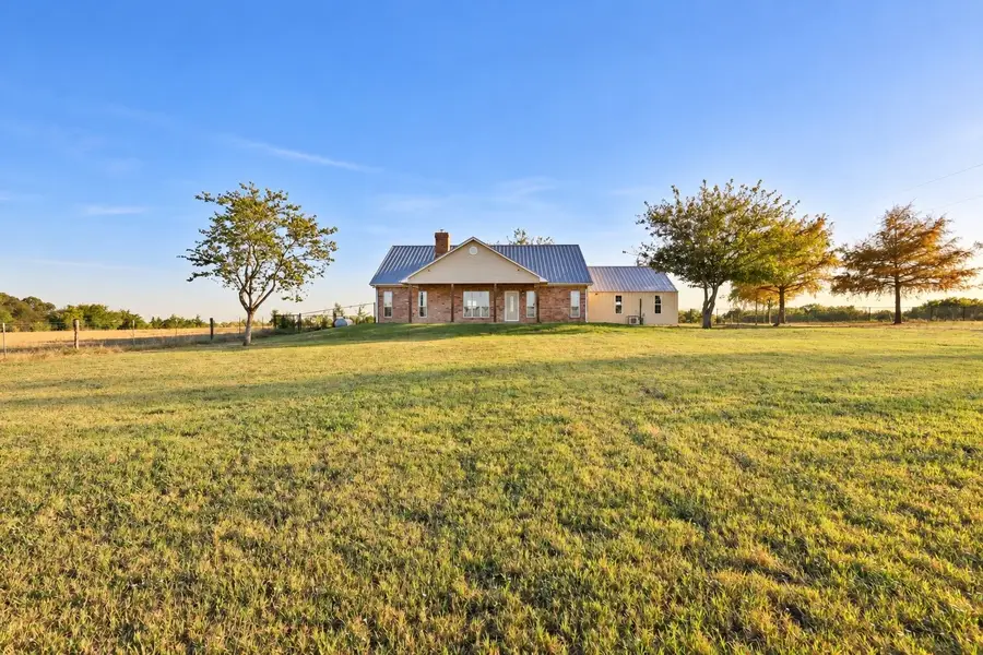 898 Farm Road 1700, Clarksville, TX 75426 - #2