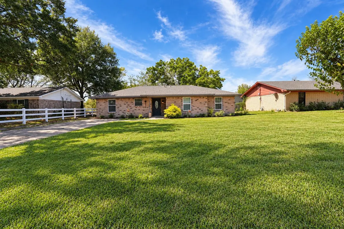 3510 Northpark Drive, Corsicana, TX 75110 - #1