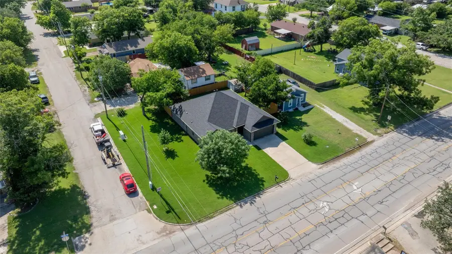 322 S S. Bowie Drive, Weatherford, TX 76086 - #3