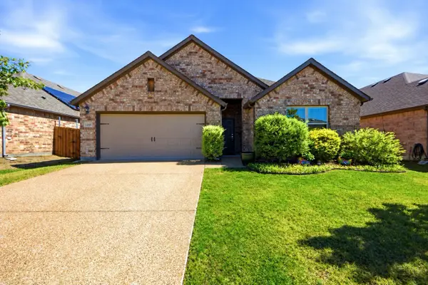 2208 Maplewood Drive, Melissa, TX 75454