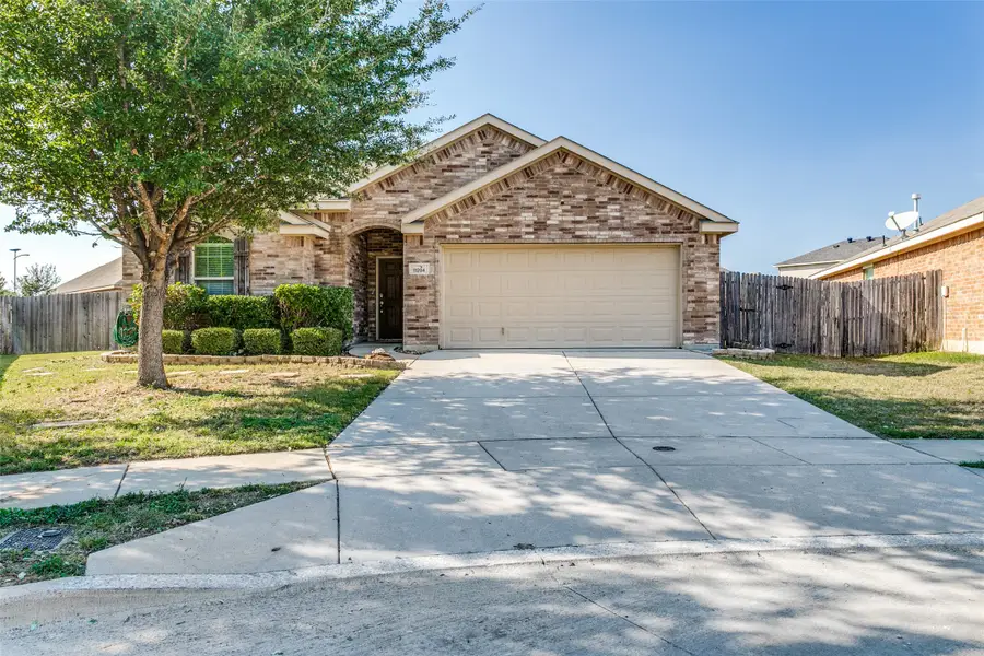 11204 Beechgrove Court, Fort Worth, TX 76140 - #2