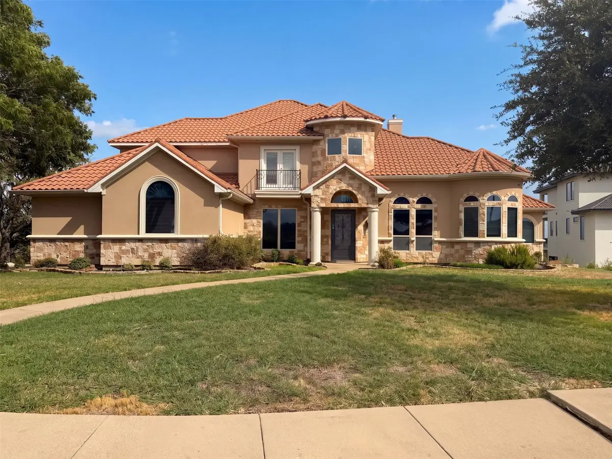 1119 Mallard Pointe Drive, Grand Prairie, TX 75104 - #1
