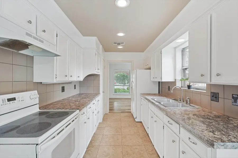 2320 Georgetown Drive, Denton, TX 76201 - #2