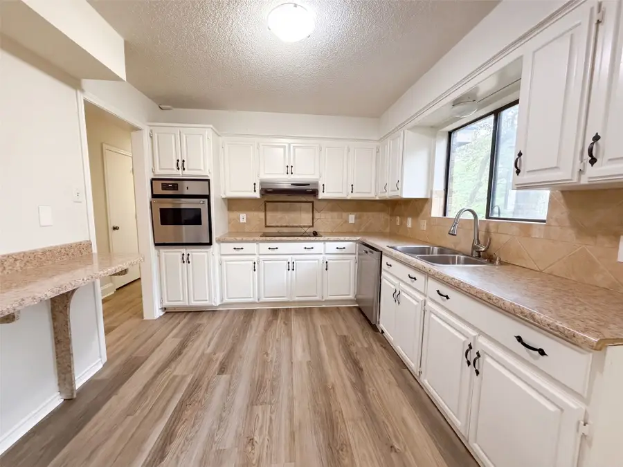 4717 Burning Springs Drive, Arlington, TX 76017 - #2