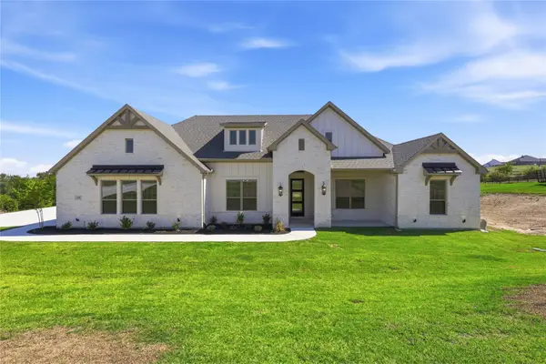 131 Oak Meadow Lane, Weatherford, TX 76085