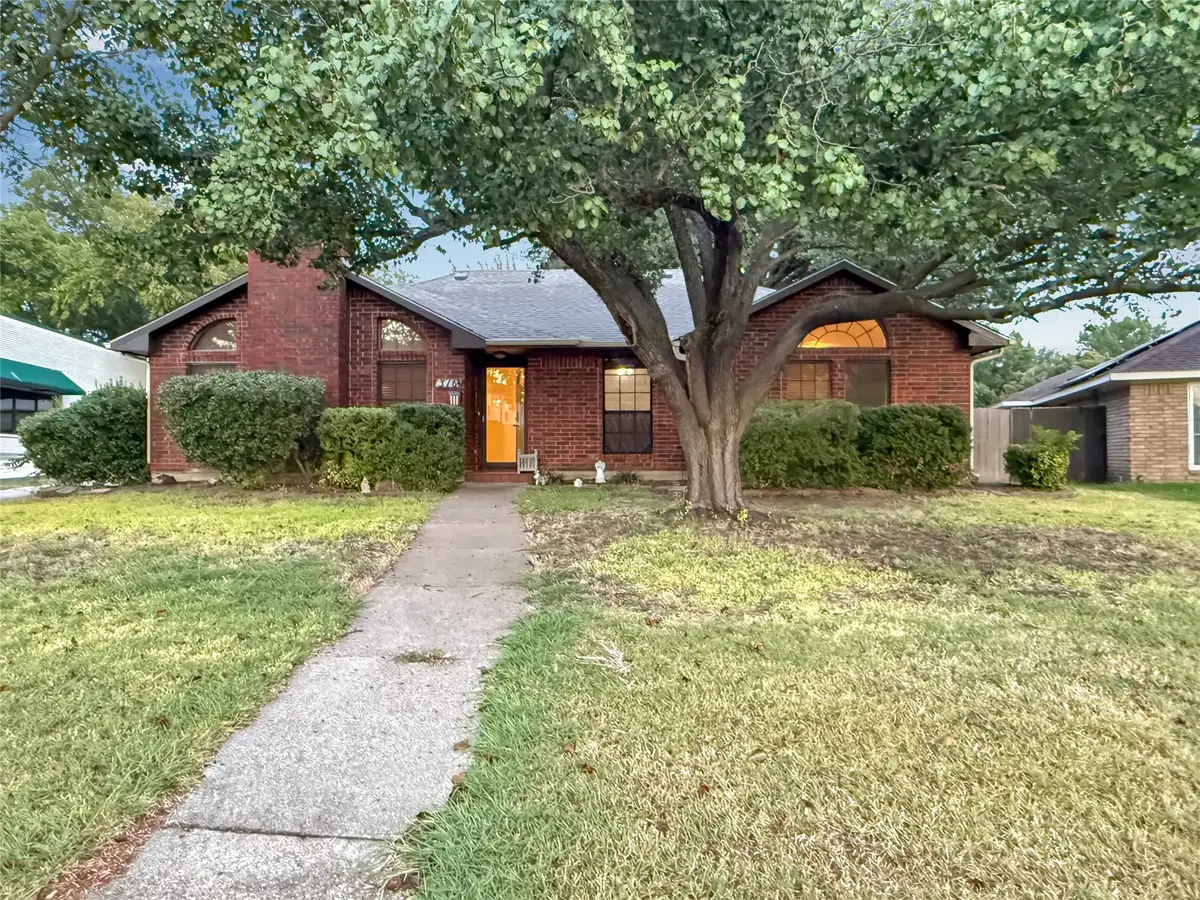 316 N Winding Oaks Drive, Wylie, TX 75098 - #1